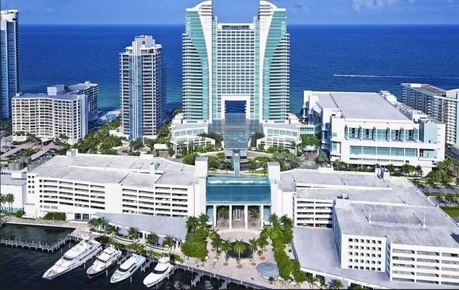 The Diplomat Beach Resort,Curio Collection by Hil - Genel