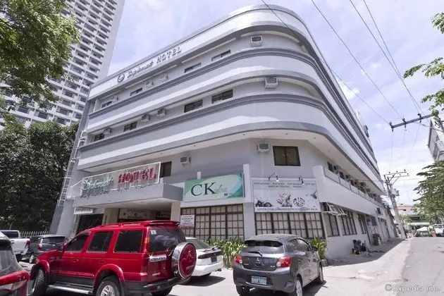 Diplomat Hotel