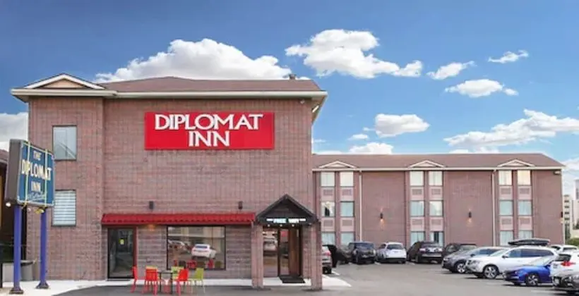 Diplomat Inn