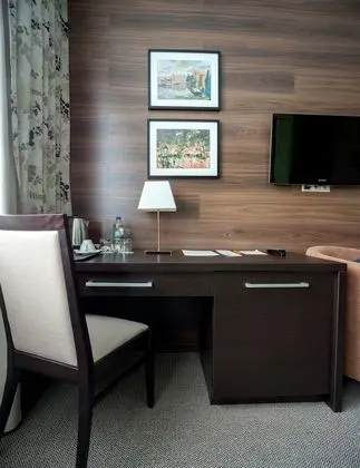Diplomat Hotel - İç Mekan