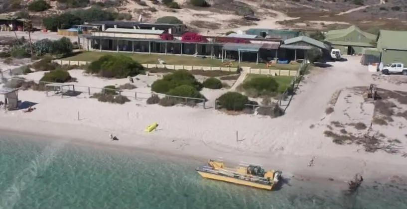 Dirk Hartog Island Eco Lodge - Plaj