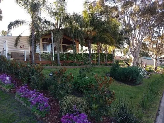 Discovery Parks - Lake Hume, New South Wales - Yerinde Yemek