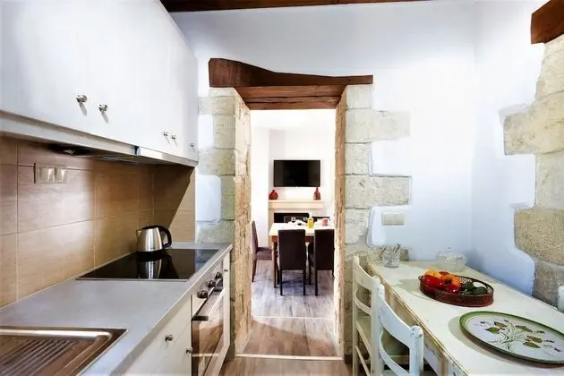 disCrete Villa Archontiki - Mutfak