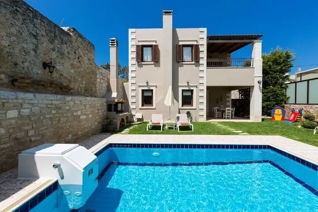 disCrete Villa Chromonastiri