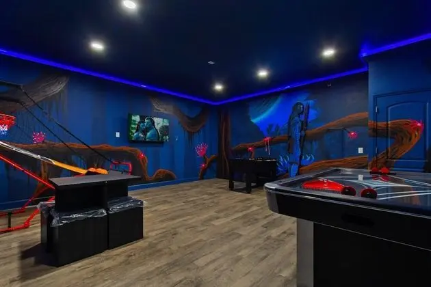 Disney Themed, Pool, Close to Parks! - Dış Mekan