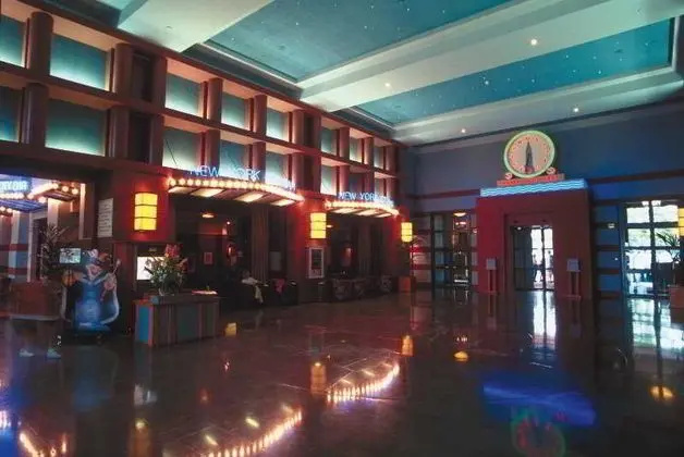 Disney's Hotel New York + Bilet