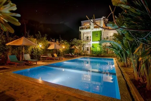 Diva Lombok Resort - Havuz