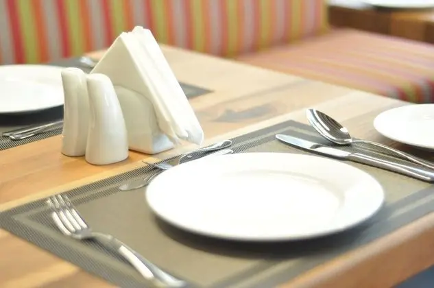 Diwan Residence Hotel Alnaeem - Yerinde Yemek