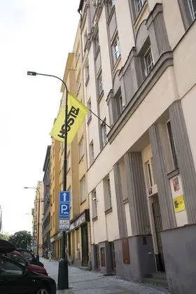 Dizzy Daisy Hostel - Dış Mekan