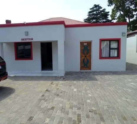 DJ Guest Lodge - Öne Çıkan Resim
