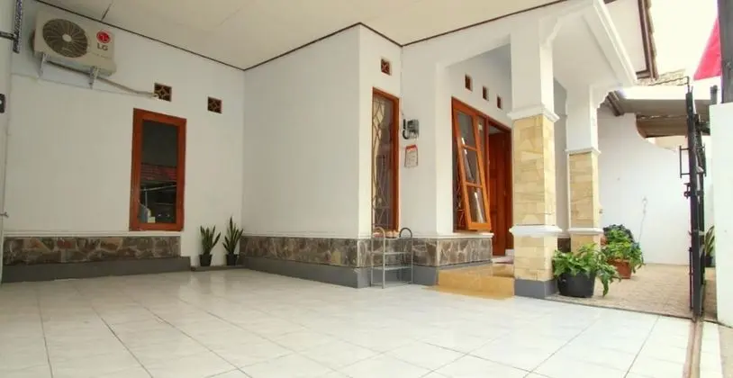 D'Java Homestay Seturan by The GrandJava - Dış Mekan
