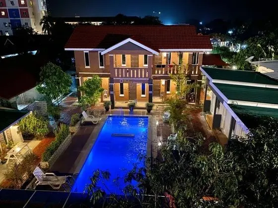 DLIMA BEACH INN