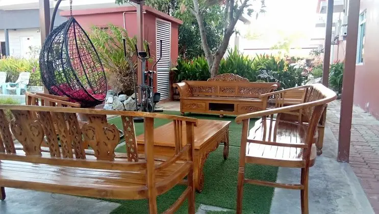 DLIMA BEACH INN - Lobi