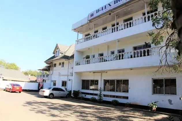 Dlux Hotel