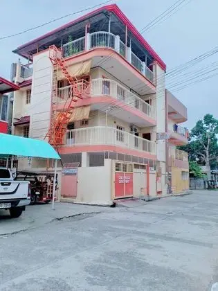 DMC Caralos Vacation Inn and Dormitory