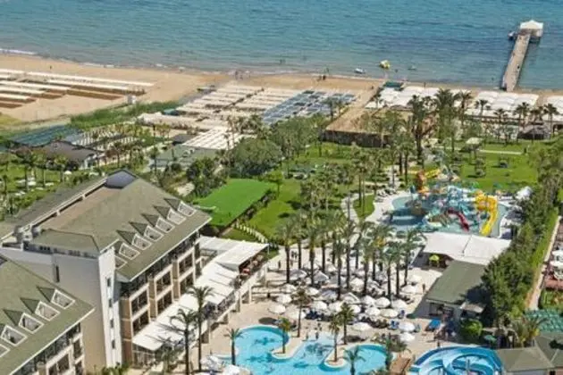DOBEDAN Beach Resort Comfort - 4
