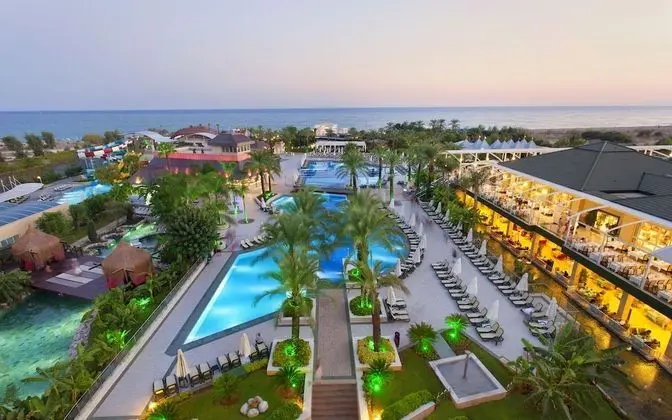 DOBEDAN Exclusive Hotel & Spa - 8