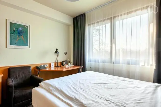 DOBLERGREEN Hotel Stuttgart-Gerlingen - Genel