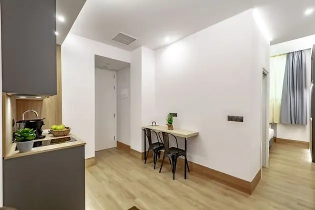 Dobohomes Montesa 20 Apartments - Oda