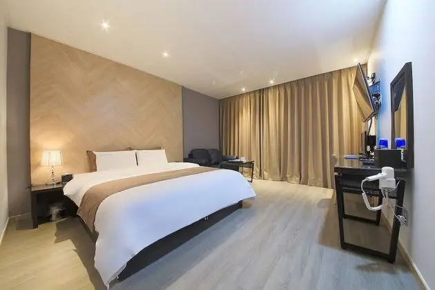 Dobong The Day Hotel