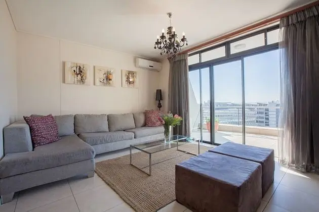 Dockside 905 by CTHA