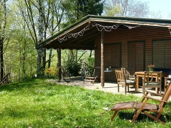 Dog-friendly Holiday Home in the Knüll With Covered Terrace - Dış Mekan