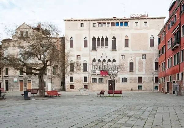 Doge Palace 6