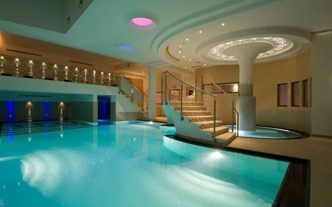 Dolce Avita Hotel Spa & Resort - Havuz