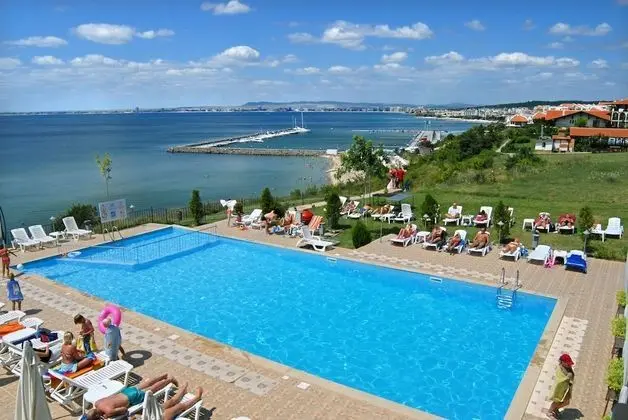 Dolce Vita Aparthotel - Havuz