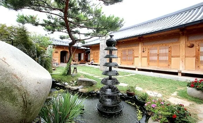 Doldam House