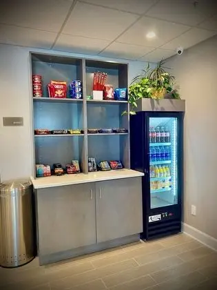 Dollingers Inn & Suites - Lobi