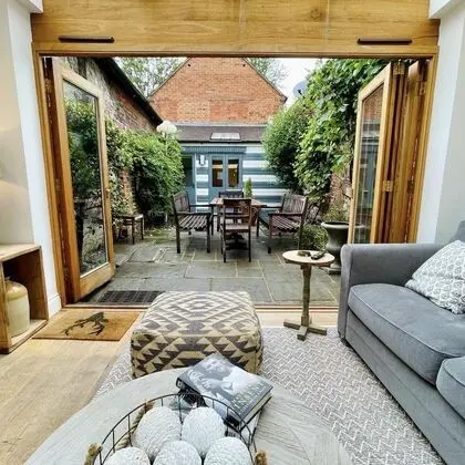 Dolls House - Luxury Townhouse