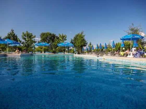 Dolna Bania Hotel - Havuz