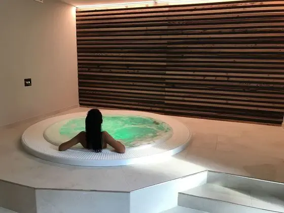 Dolomeet Boutique Hotel - Havuz