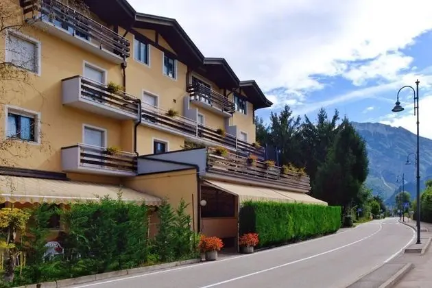 Hotel Dolomiti Levico