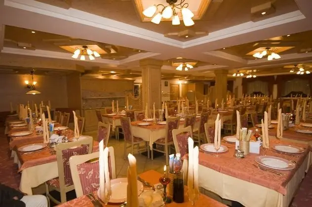 Dolomiti Hotel Olimpia - Yerinde Yemek