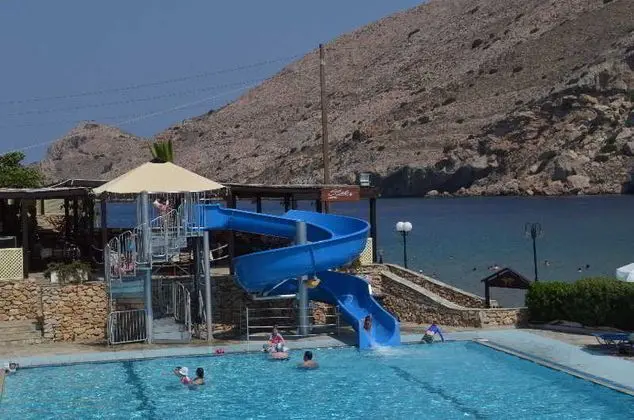 Dolphin Bay Family Beach Resort - Havuz