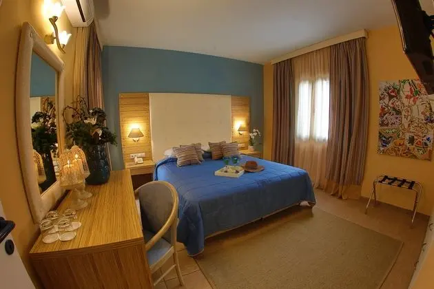 Dolphin Bay Family Beach Resort - Oda