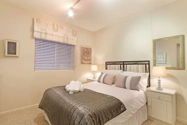 Dolphin Beach H106 - Oda