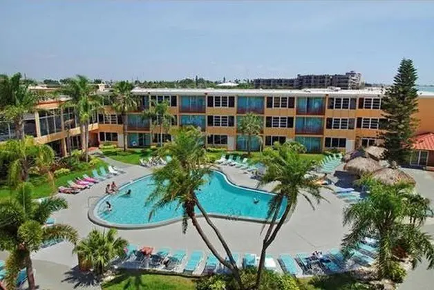 Dolphin Beach Resort - Havuz