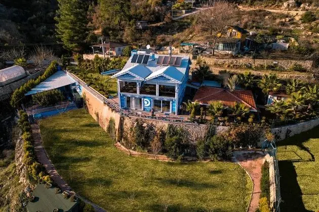Dolphin Boutique Hotel