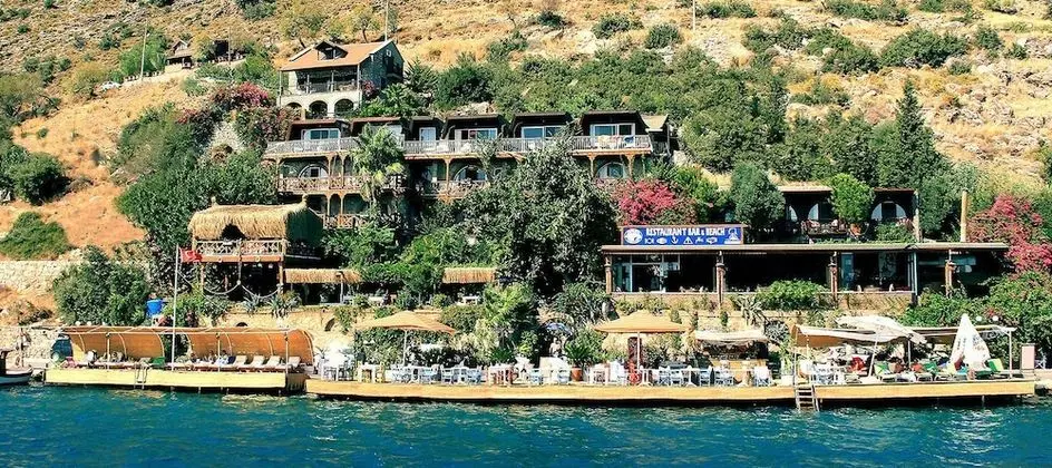 Dolphin Boutique Hotel