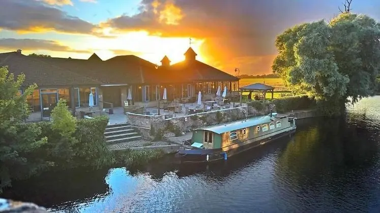 Dolphin Hotel Cambridge - Öne Çıkan Resim