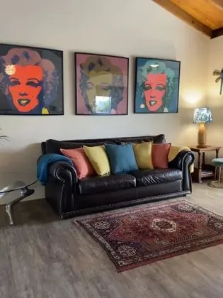 Dolphin Circle B&B - Lobi