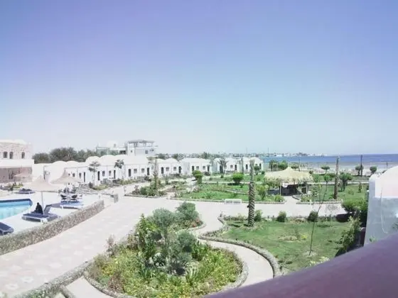 Dolphin Continental Hotel