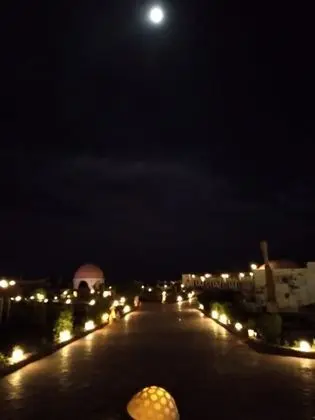 Dolphin Continental Hotel - Dış Mekan