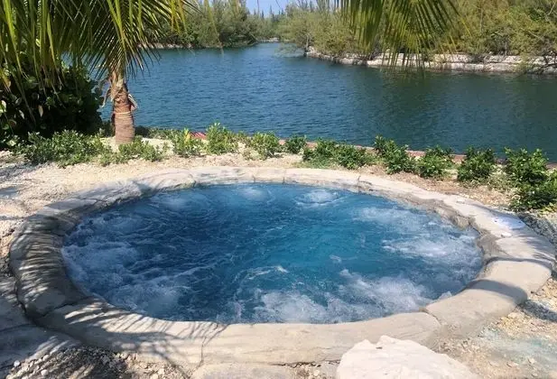 Dolphin Cove - Adults Only - Spa