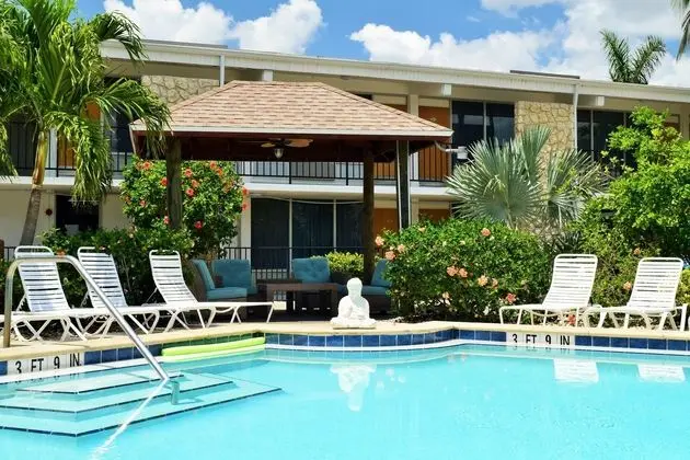 Dolphin Key Resort