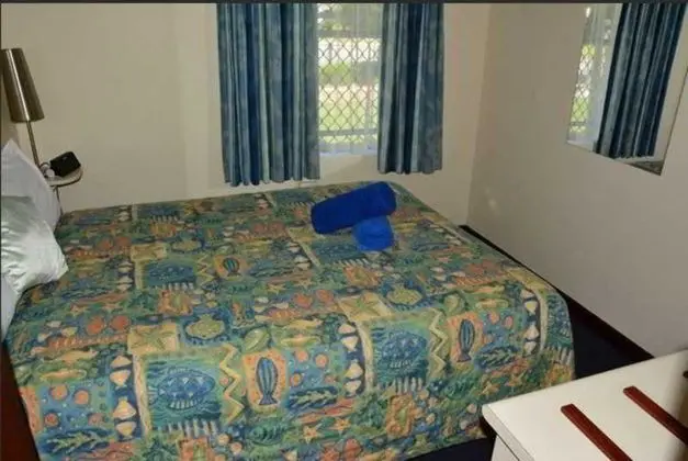 Dolphin Lodge