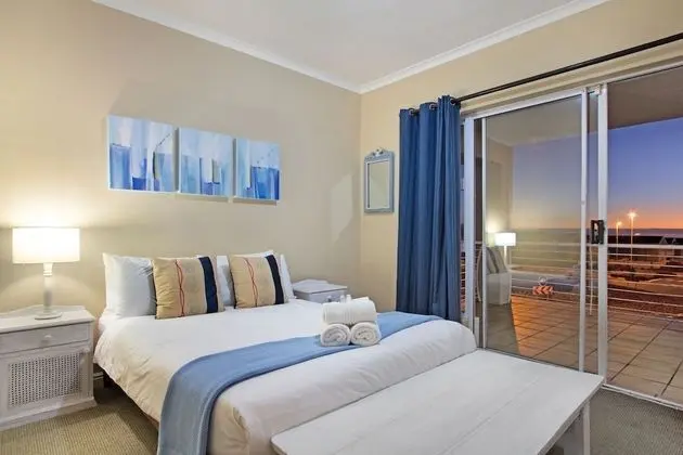 Dolphin Ridge 108 - Oda
